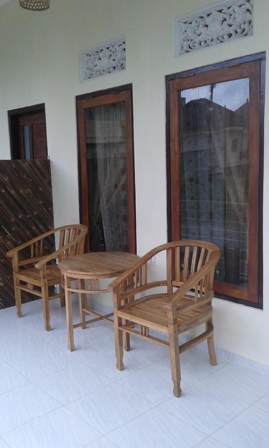Madu Sentana House Hotel Ubud  Exterior photo