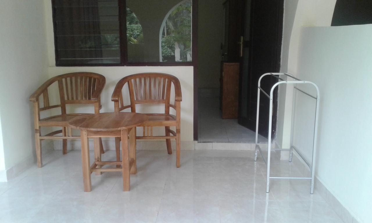 Madu Sentana House Hotel Ubud  Exterior photo