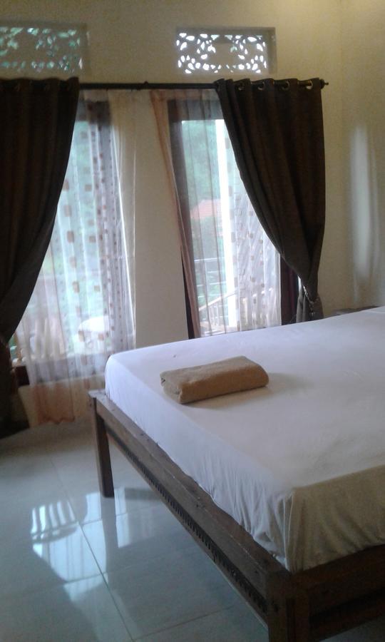 Madu Sentana House Hotel Ubud  Exterior photo